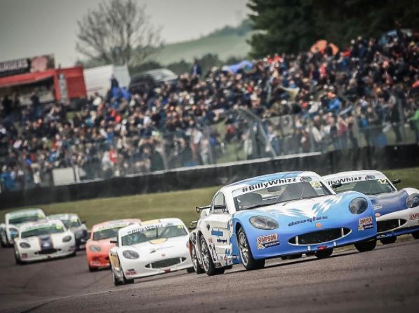 Ginetta Junior report from rounds 6 and 7 at Thruxton