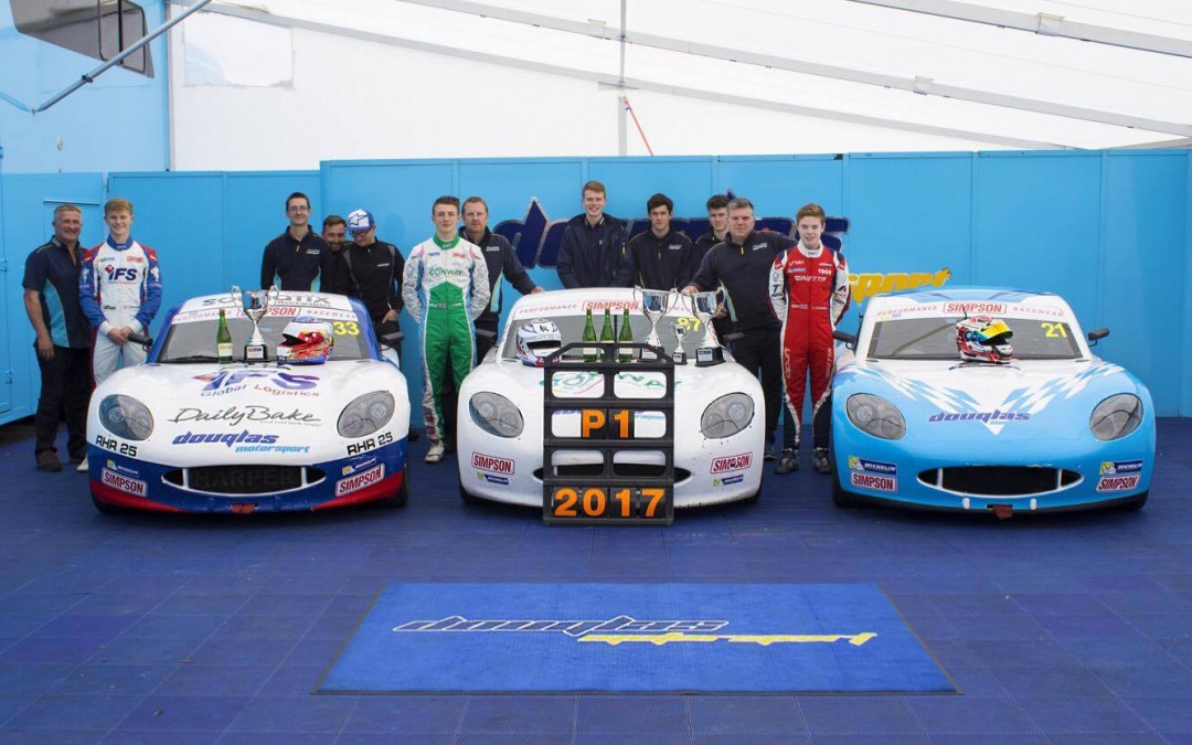 Douglas Motorsport Ginetta Junior Winnning Team